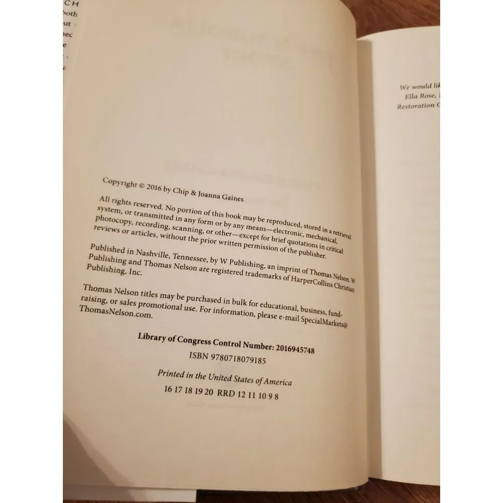 The Magnolia Story by Chip & Joanna Gaines‎ Hardcover